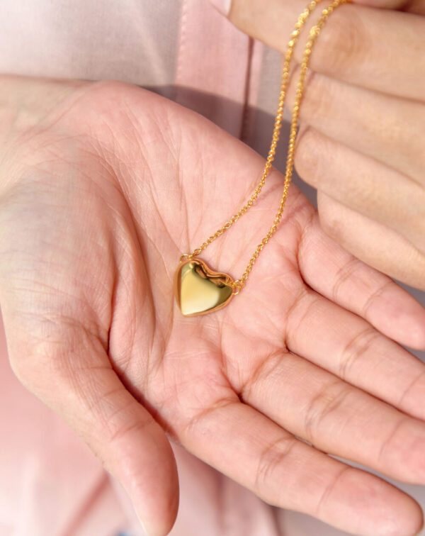 Gold Pendant Necklace - Image 2